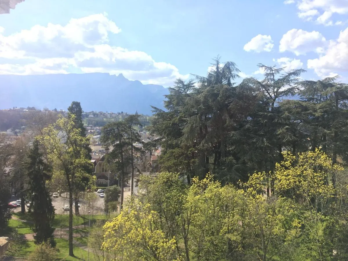 Les Petits Boudoirs Beau Site Apartment Aix-les-Bains