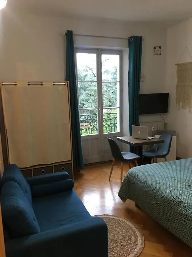 Les Petits Boudoirs Beau Site Apartment Aix-les-Bains 0*,